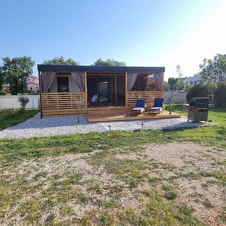 באניולה Mobilehome Elena Premium With Pool, Istria מראה חיצוני תמונה