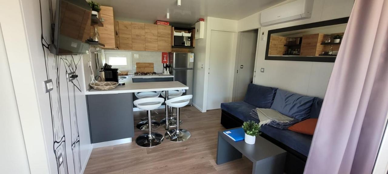 באניולה Mobilehome Elena Premium With Pool, Istria מראה חיצוני תמונה