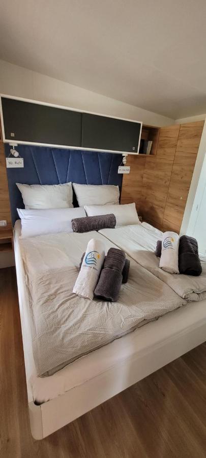 באניולה Mobilehome Elena Premium With Pool, Istria מראה חיצוני תמונה