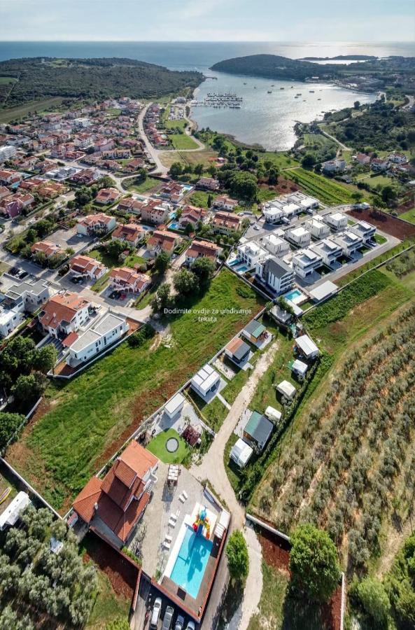 באניולה Mobilehome Elena Premium With Pool, Istria מראה חיצוני תמונה