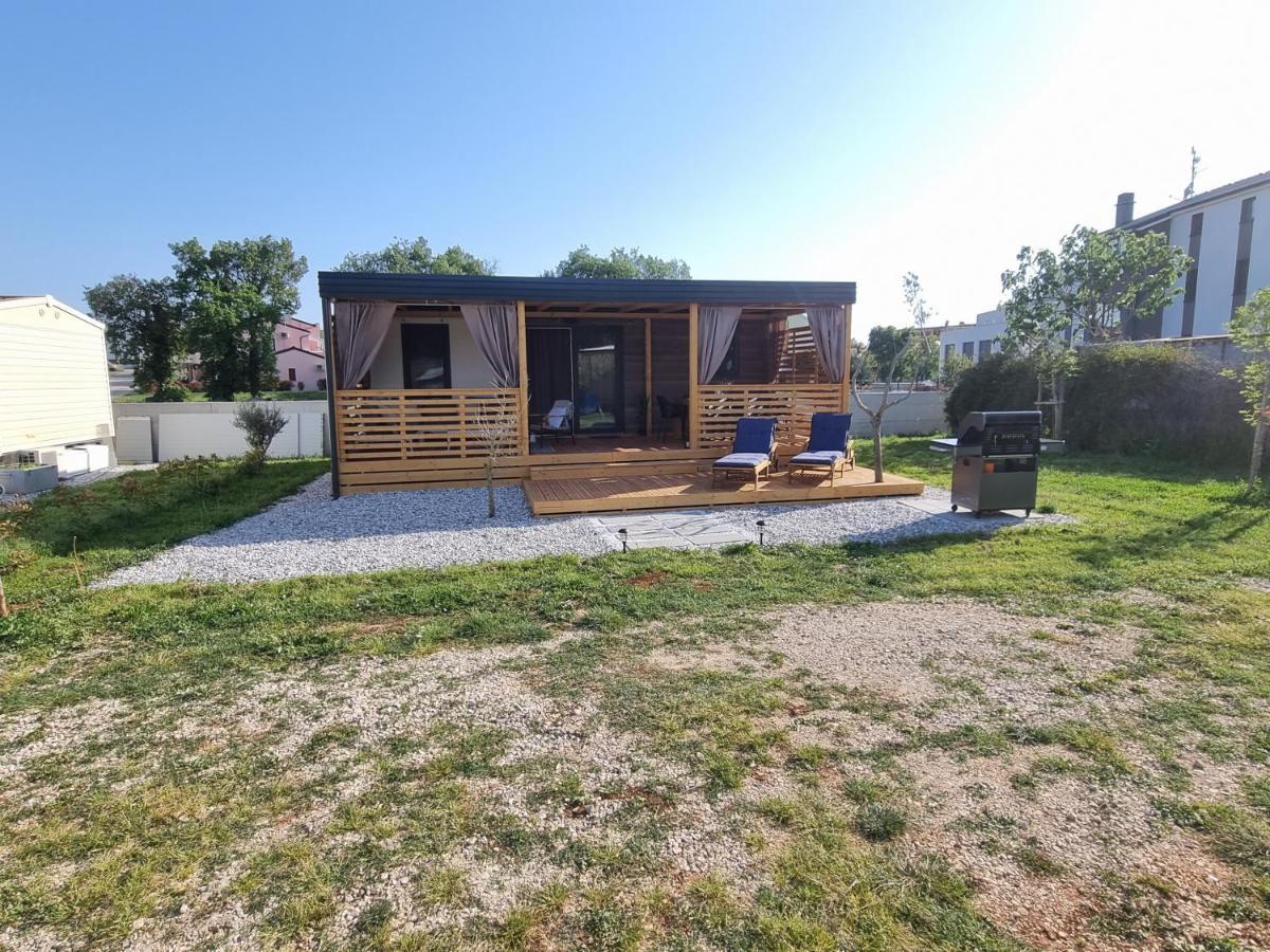 באניולה Mobilehome Elena Premium With Pool, Istria מראה חיצוני תמונה